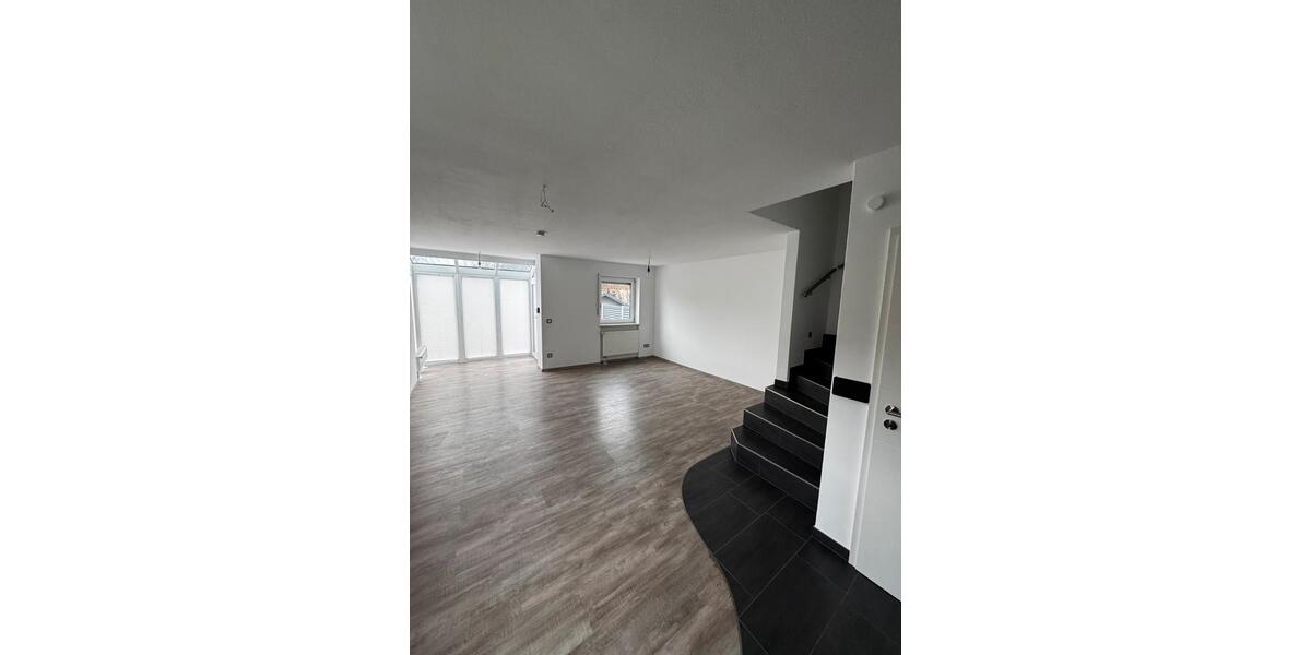 Doppelhaushälfte zur Miete Straubing (Ittling) 4 zimmer