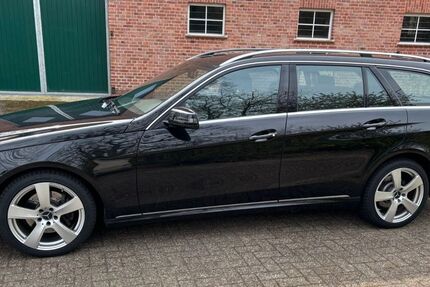 Mercedes-Benz E 220 174.000 km 13.950 &euro; Spahnharrenstätte 49751