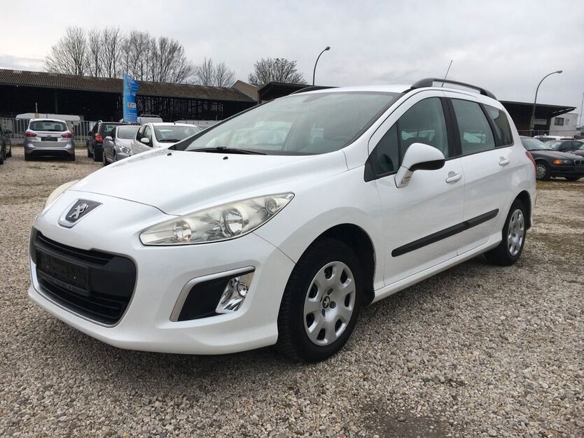 Peugeot 308 141.000 km 3.799 € Bonn 53227