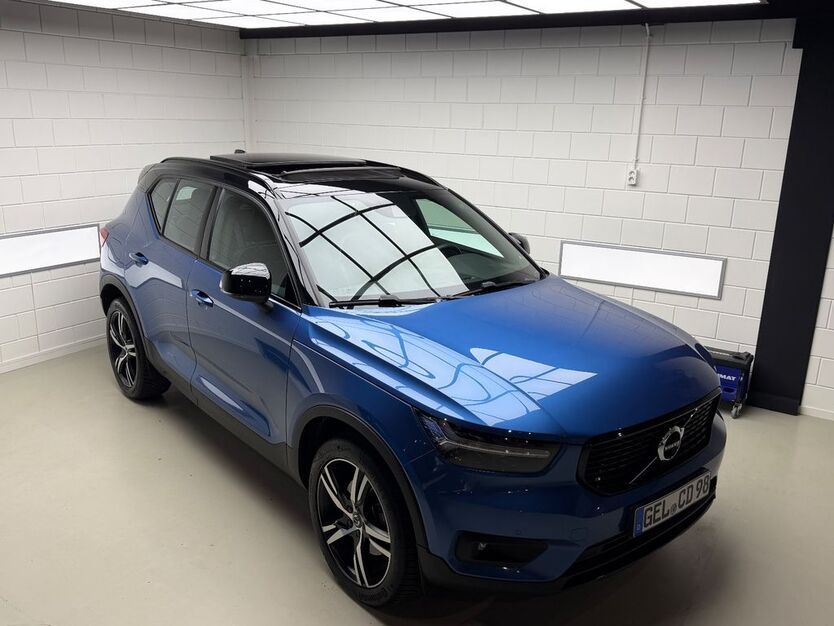 Volvo XC40 183.900 km 20.900 € Düsseldorf 40213