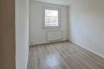 Etagenwohnung Halle (Saale) Halle-Neustadt - 4 Zimmer, 77 m&sup2;, 490&euro; | Angebot:26177809
