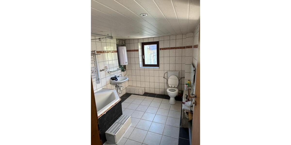 Bauernhaus, Landhaus Urspringen - 139.000&euro; | Angebot:26427333