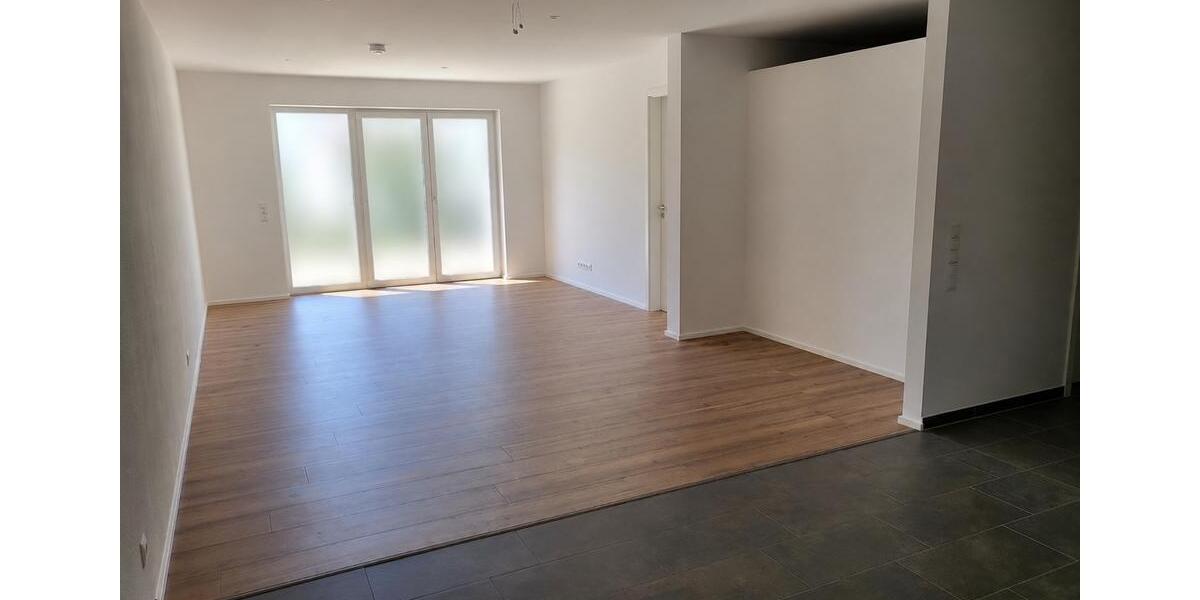 Etagenwohnung Tannheim - 2 Zimmer, 82 m&sup2;, 1.200&euro; | Angebot:26671475