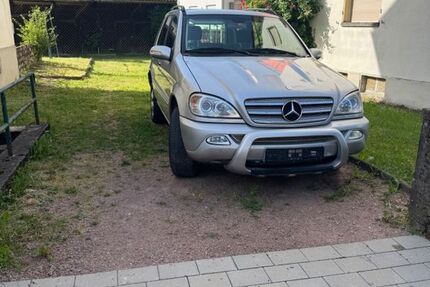 Mercedes-Benz ML 350 218.000 km 4.500 &euro; Zell im Wiesental 79669