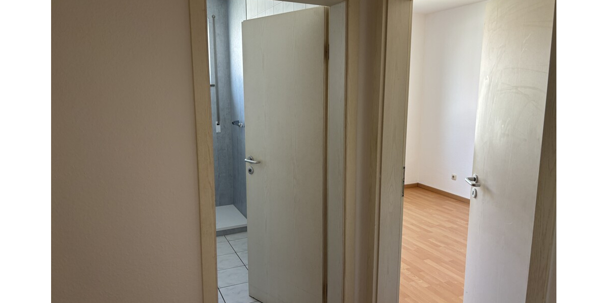 Seniorengerechte 3-Zimmer Eigentumswohnung mit Fahrstuhl und TG 3 zimmer