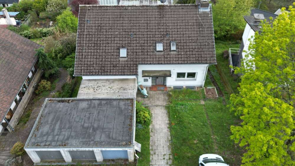 Einfamilienhaus Windeck - 11 Zimmer, 331 m&sup2;, 335.000&euro; | Angebot:26322933