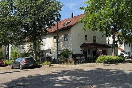 Haus Leonberg - 4 Zimmer, 130 m&sup2;, 420.000&euro; | Angebot:26983365