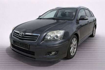 Toyota Avensis 253.000 km 1.990 &euro; Weissenburg 91781