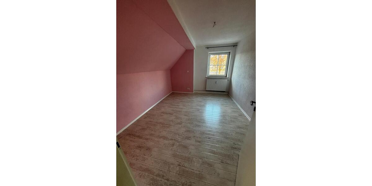 Haushälfte zur Miete ab 1 Februar 2026 4 zimmer