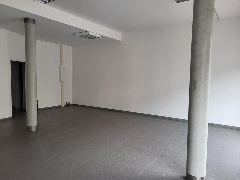 Attraktive Gewerbemieteinheit in Neustrelitz, Strelitzer Straße zimmer