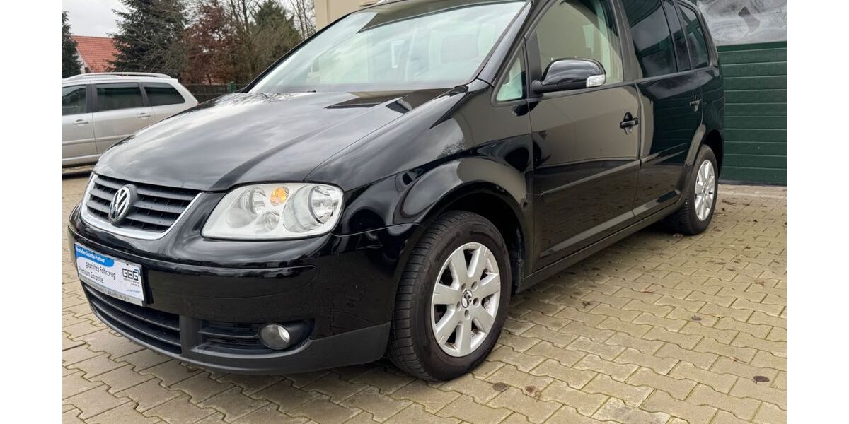 VW Touran 224.494 km 3.390 &euro; Gehrde 49596