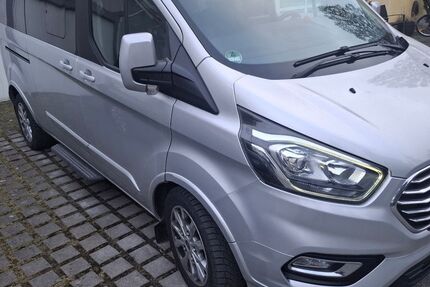 Ford Tourneo Custom 95.000 km 22.980 &euro; Fürstenfeldbruck 82256