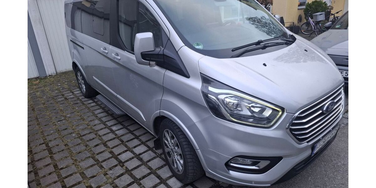 Ford Tourneo Custom 95.000 km 24.980 &euro; Fürstenfeldbruck 82256