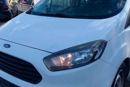 Ford Tourneo Connect 185.000 km 5.500 &euro; Ludwigsburg 71642