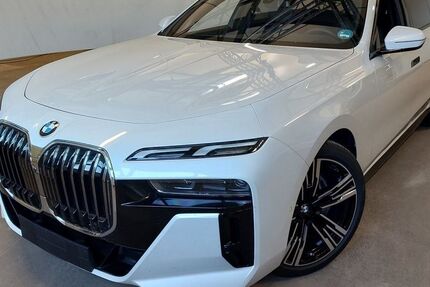 BMW 740 25.380 km 82.830 &euro; Tuttlingen 78532