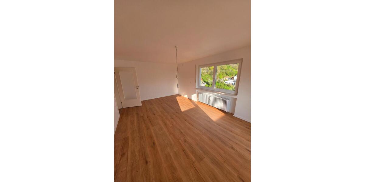 Etagenwohnung Gernsbach - 3 Zimmer, 80 m&sup2;, 1.000&euro; | Angebot:26398194