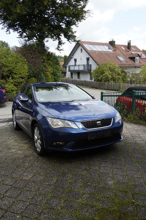 Seat Leon 152.000 km 8.700 € Walpertskirchen 85469
