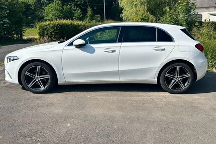 Mercedes-Benz 200 86.500 km 18.000 &euro; Gunderath 56767