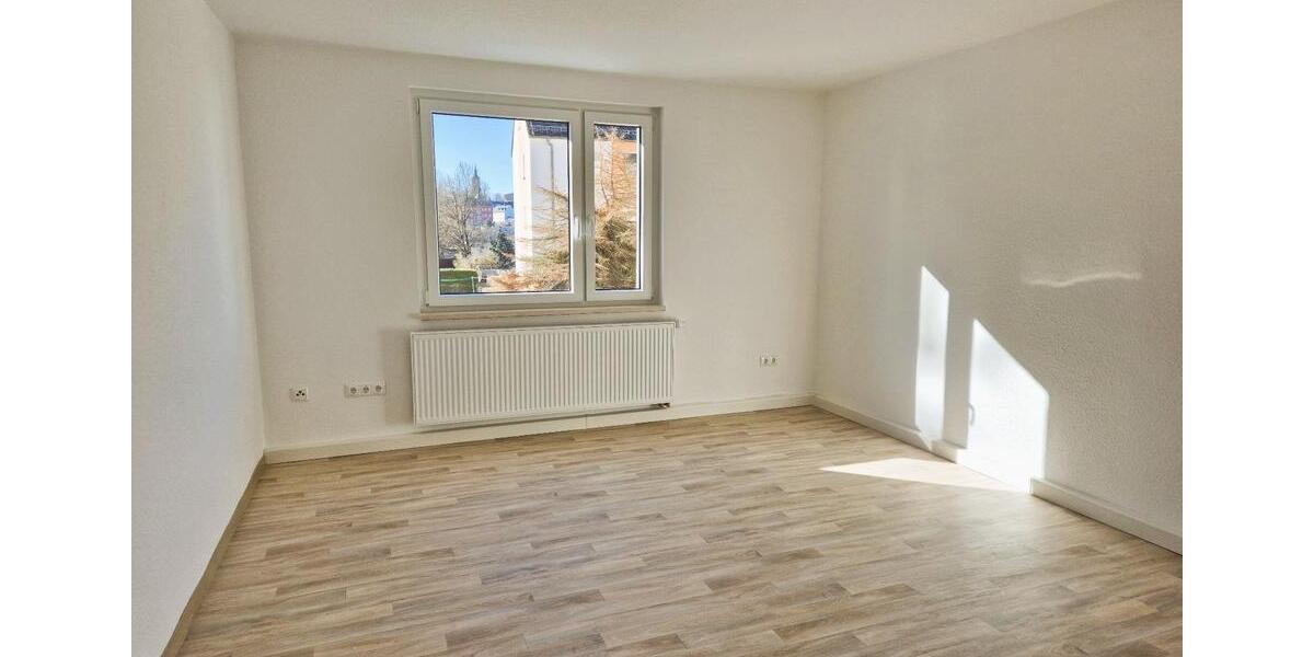 Erdgeschoßwohnung Schleiz - 3 Zimmer, 60 m&sup2;, 477&euro; | Angebot:25251489