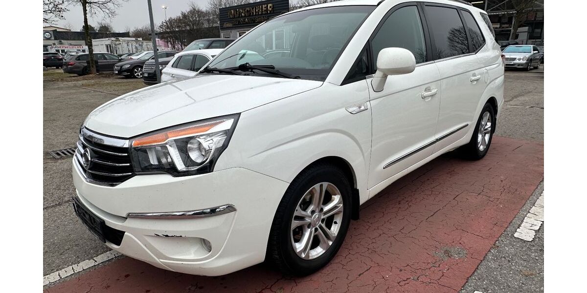 SsangYong Rodius 145.000 km 9.900 &euro; München 81243