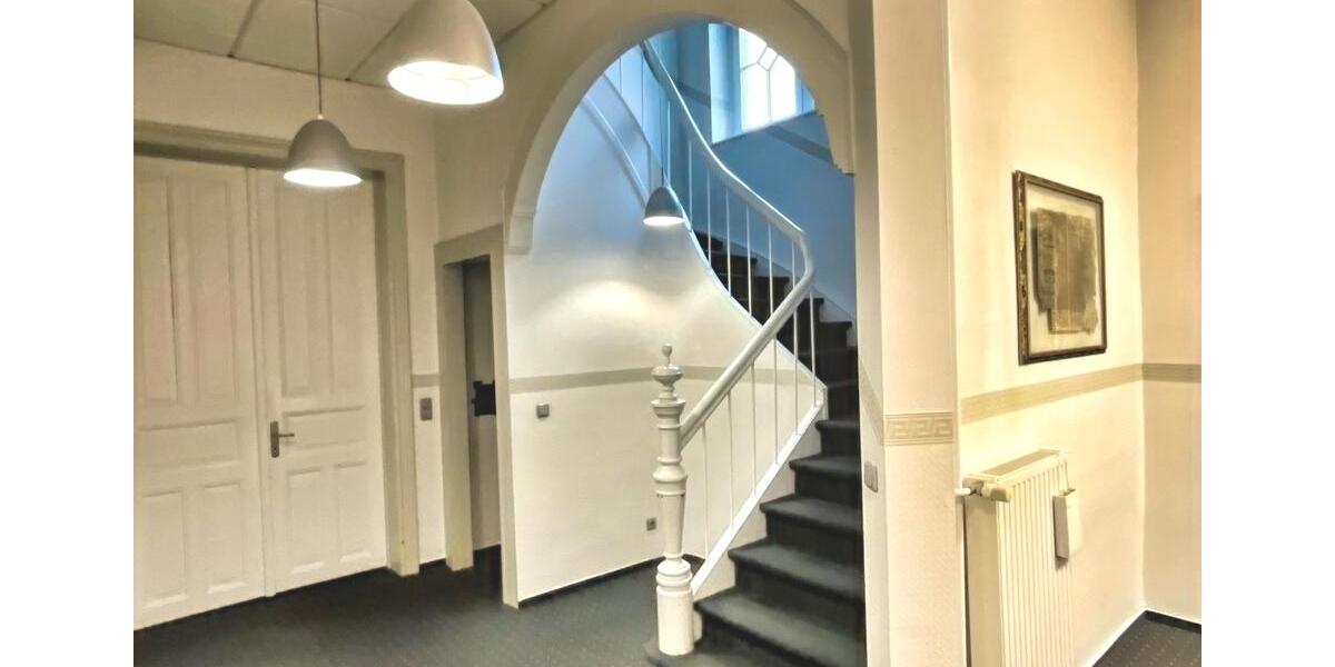 Praxis, Kanzlei, Gewerbe.... Arbeiten mit Stil und Niveau ! zimmer