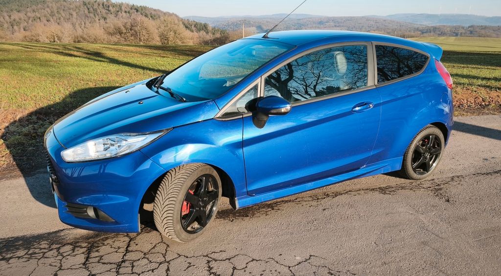 Ford Fiesta 163.826 km 6.500 &euro; Schenklengsfeld 36277