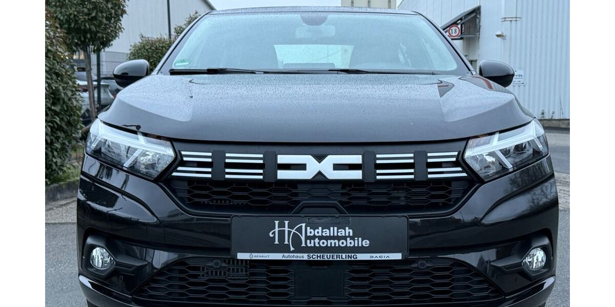 Dacia Logan 2.169 km 16.299 &euro; Kelkheim 65779