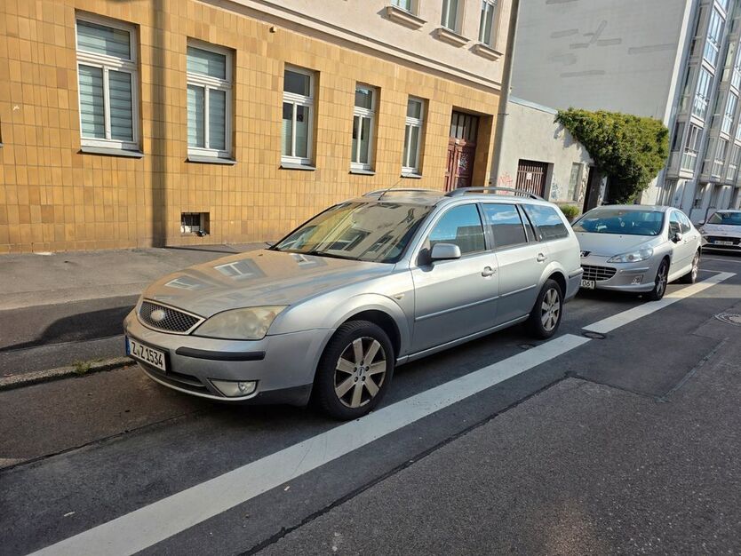 Ford Mondeo 230.000 km 750 € Leipzig 04155