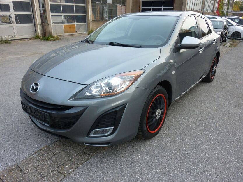 Mazda 3 142.000 km 4.000 € Essen 45144