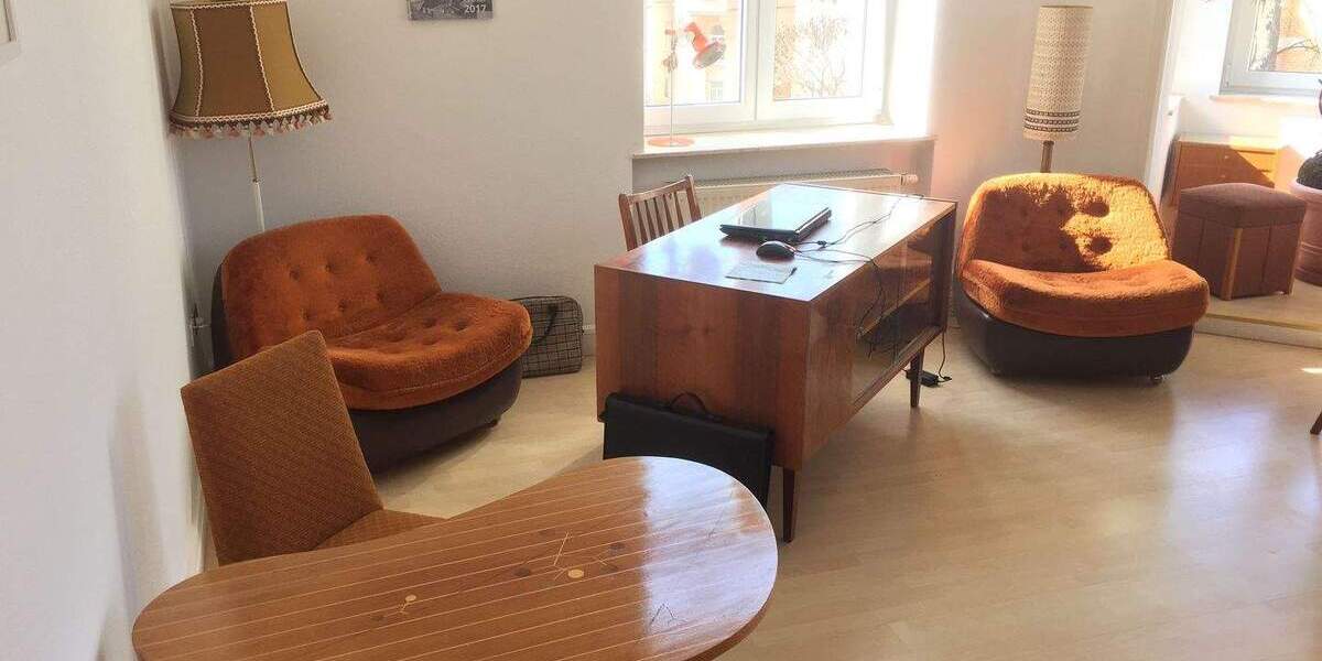 Offener Arbeitsplatz 3 im Altbau: Stuckdecken, Flair & flexible Konditionen zimmer
