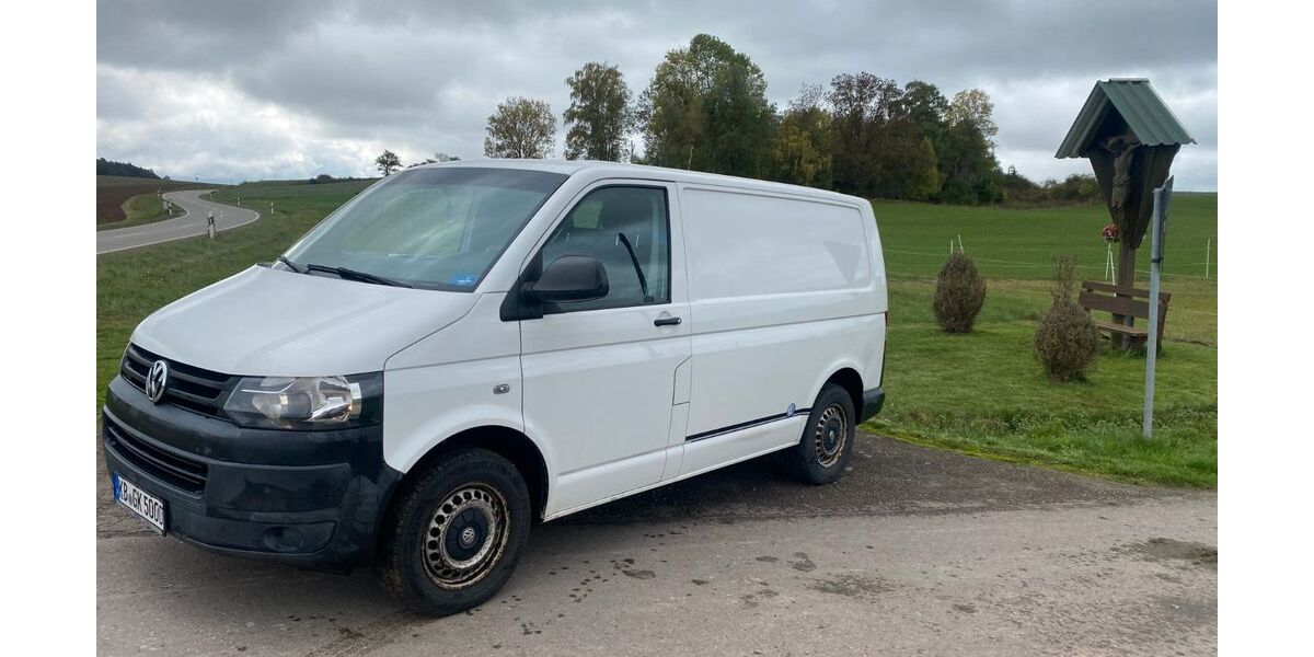 VW T5 Transporter 313.000 km 6.000 &euro; Bad Arolsen 34454