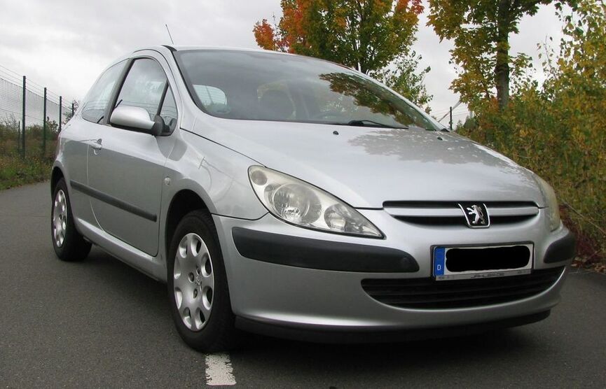 Peugeot 307 105.070 km 4.650 € Teuchern 06682