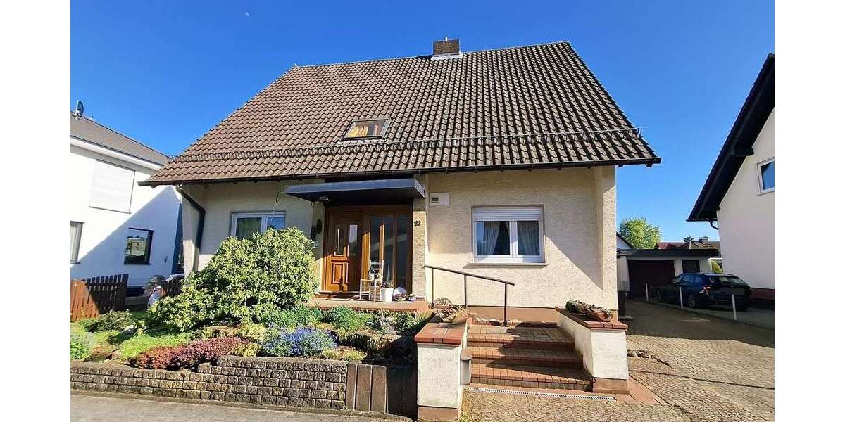 Einfamilienhaus Hasselroth-Niedermittlau Niedermittlau - 7 Zimmer, 177 m&sup2;, 410.000&euro; | Angebot:26836592
