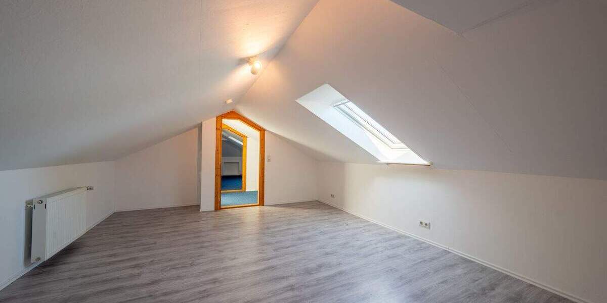 Mehrfamilienhaus, Wohnhaus Kropp - 9 Zimmer, 224 m&sup2;, 519.000&euro; | Angebot:25424847