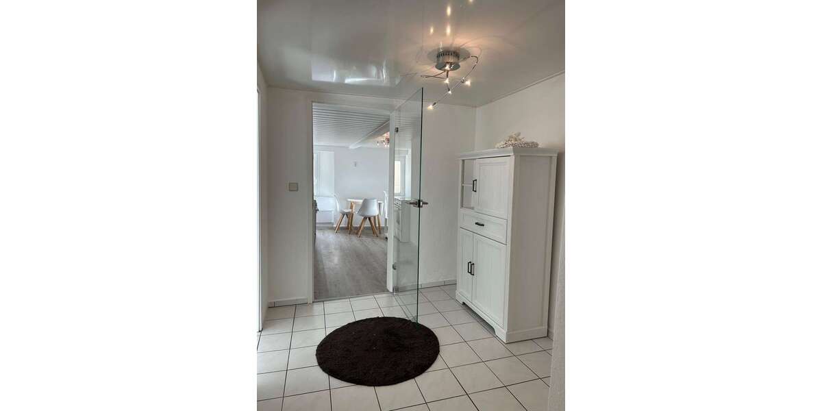 Etagenwohnung Dossenheim - 2.5 Zimmer, 80 m&sup2;, 1.200&euro; | Angebot:26916218