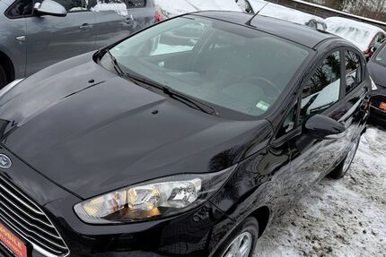 Ford Fiesta 164.000 km 3.999 &euro; Paderborn 33100