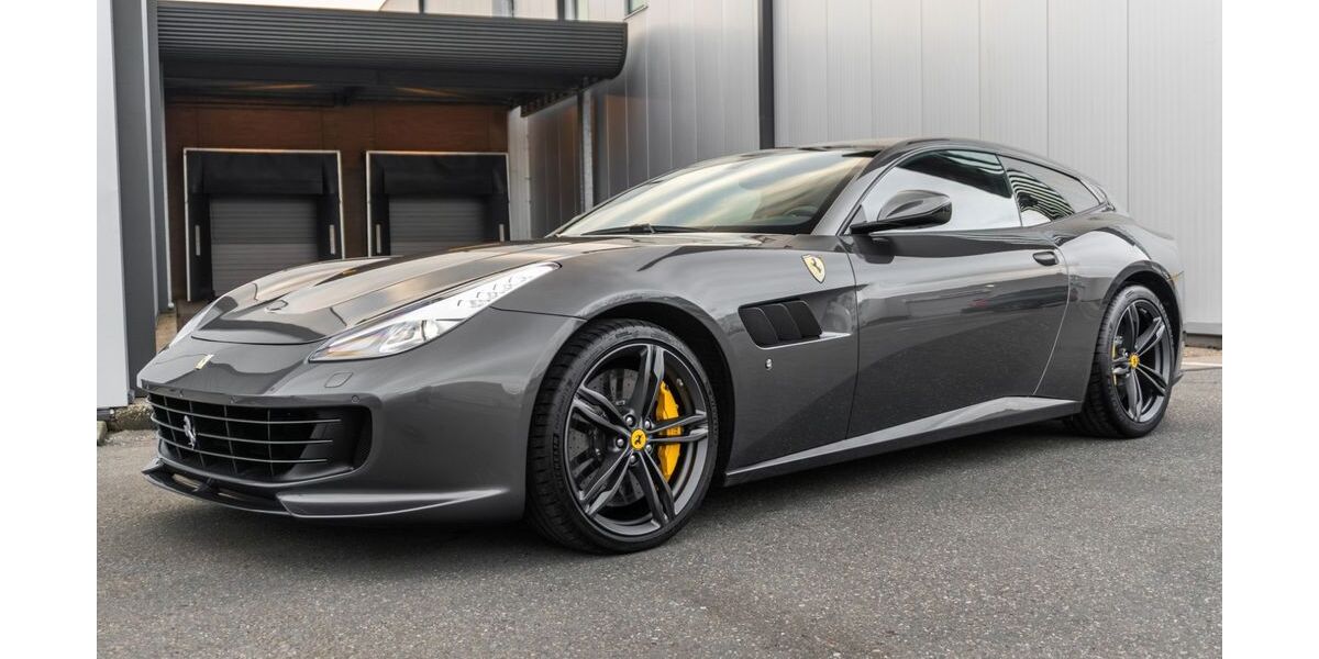 Ferrari GTC4Lusso 23.233 km 229.950 &euro; Woerden 