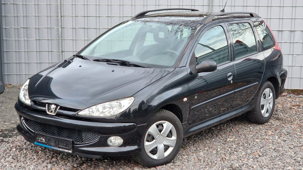 Peugeot 206 75.762 km 3.190 &euro; Chemnitz 09114