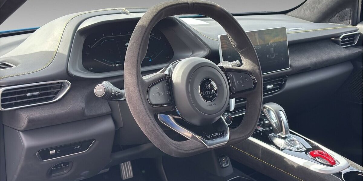 Lotus Emira Limited 1 of 12 Edition DSG Alcantara 7.000 km 61.900 &euro; Wuppertal 42327