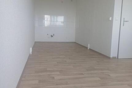 Wohnung Bad Langensalza - 3 Zimmer, 62 m&sup2;, 340&euro; | Angebot:25370132