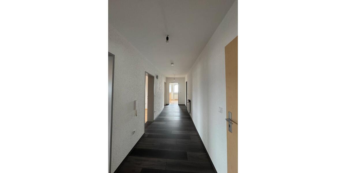 Etagenwohnung Viechtach - 4 Zimmer, 115 m&sup2;, 790&euro; | Angebot:26416480
