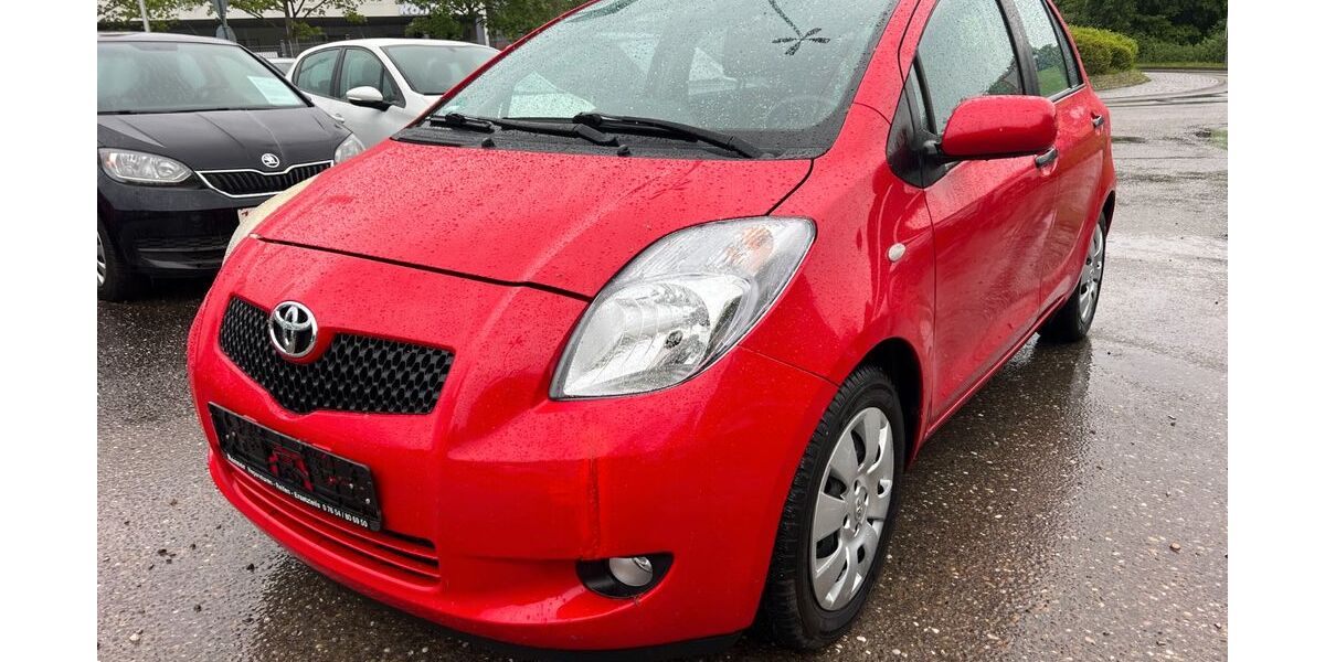 Toyota Yaris 168.000 km 3.500 &euro; Freiburg im Breisgau 79108