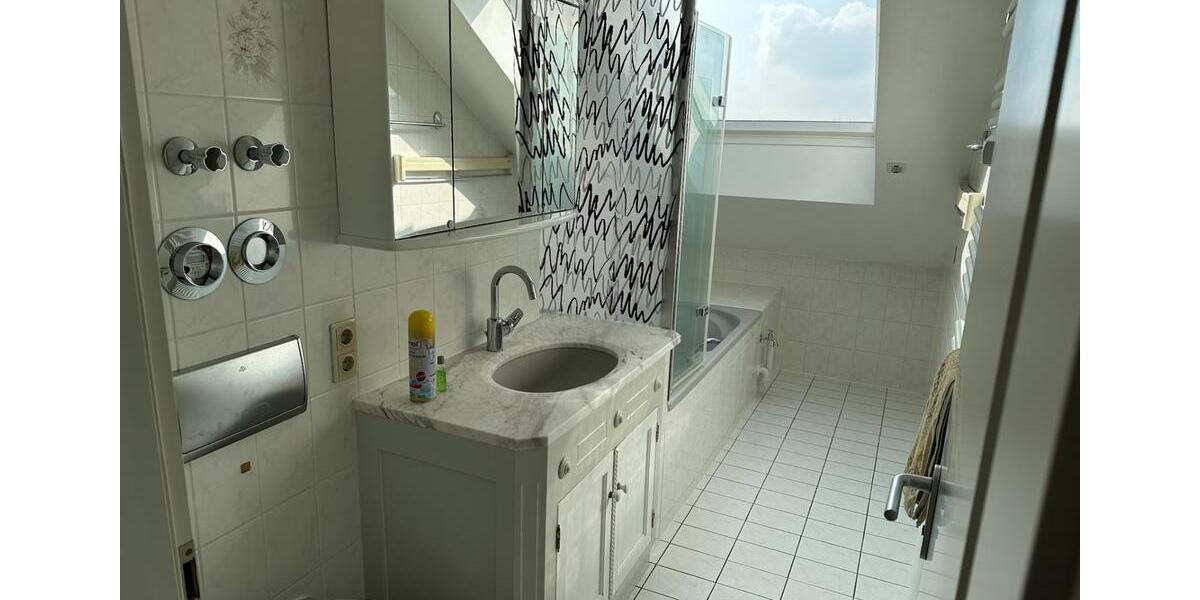 Dachgeschoßwohnung Höhenkirchen-Siegertsbrunn Siegertsbrunn - 3 Zimmer, 72 m&sup2;, 460.000&euro; | Angebot:25362956