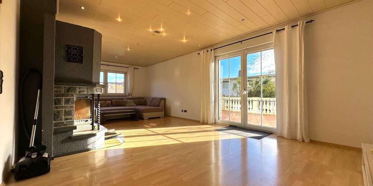 Haus zum Kaufen in Kirchen (Sieg) 510.000 € 230 m² 5 zimmer