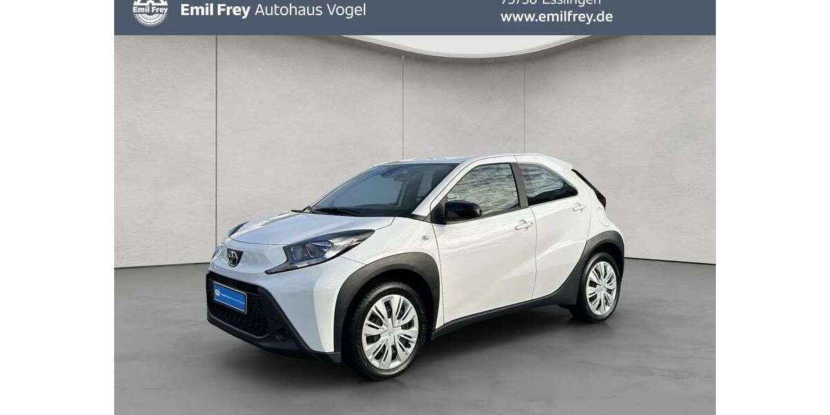 Toyota Aygo 6.640 km 15.490 € Esslingen am Neckar 73730