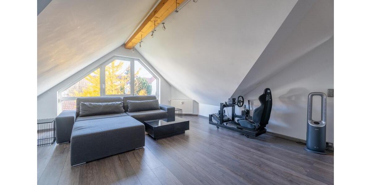Dachgeschoßwohnung Wiesbaden Mainz-Amöneburg - 2 Zimmer, 104 m&sup2;, 1.710&euro; | Angebot:25975106
