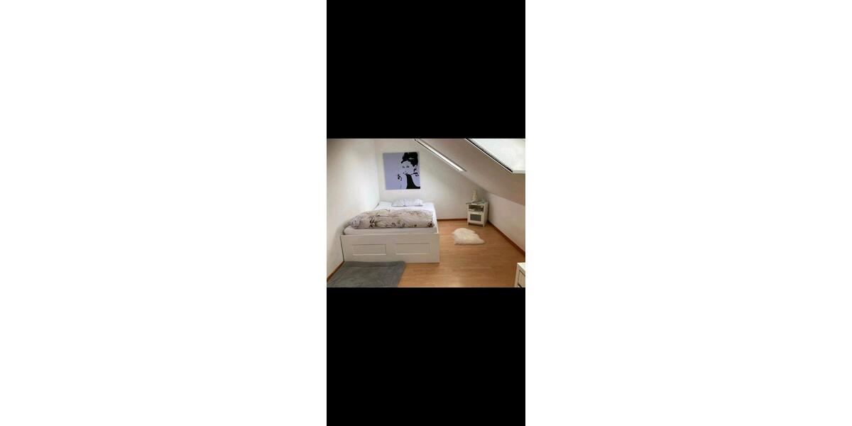 Dachgeschoßwohnung Celle - 2 Zimmer, 50 m&sup2;, 650&euro; | Angebot:22586694