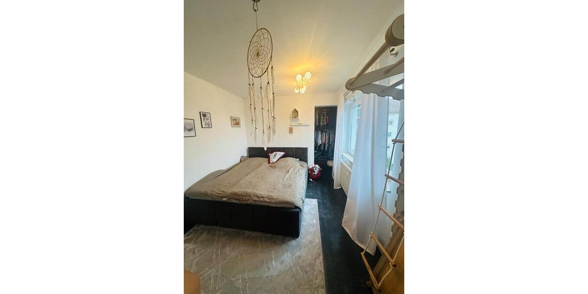 Etagenwohnung Korbach - 4 Zimmer, 91 m&sup2;, 220.000&euro; | Angebot:25718457