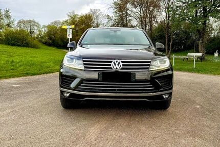 VW Touareg 77.793 km 28.399 &euro; Oberderdingen 75038