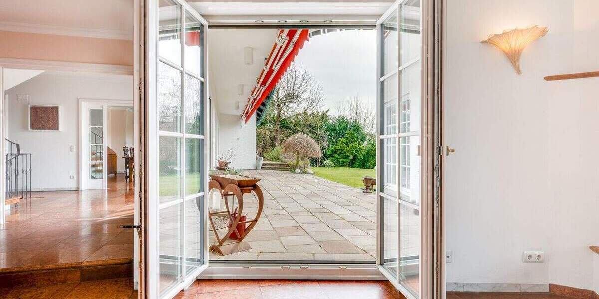 Einfamilienhaus Freising Am Vogelherd - 9 Zimmer, 358 m&sup2;, 2.390.000&euro; | Angebot:25908899